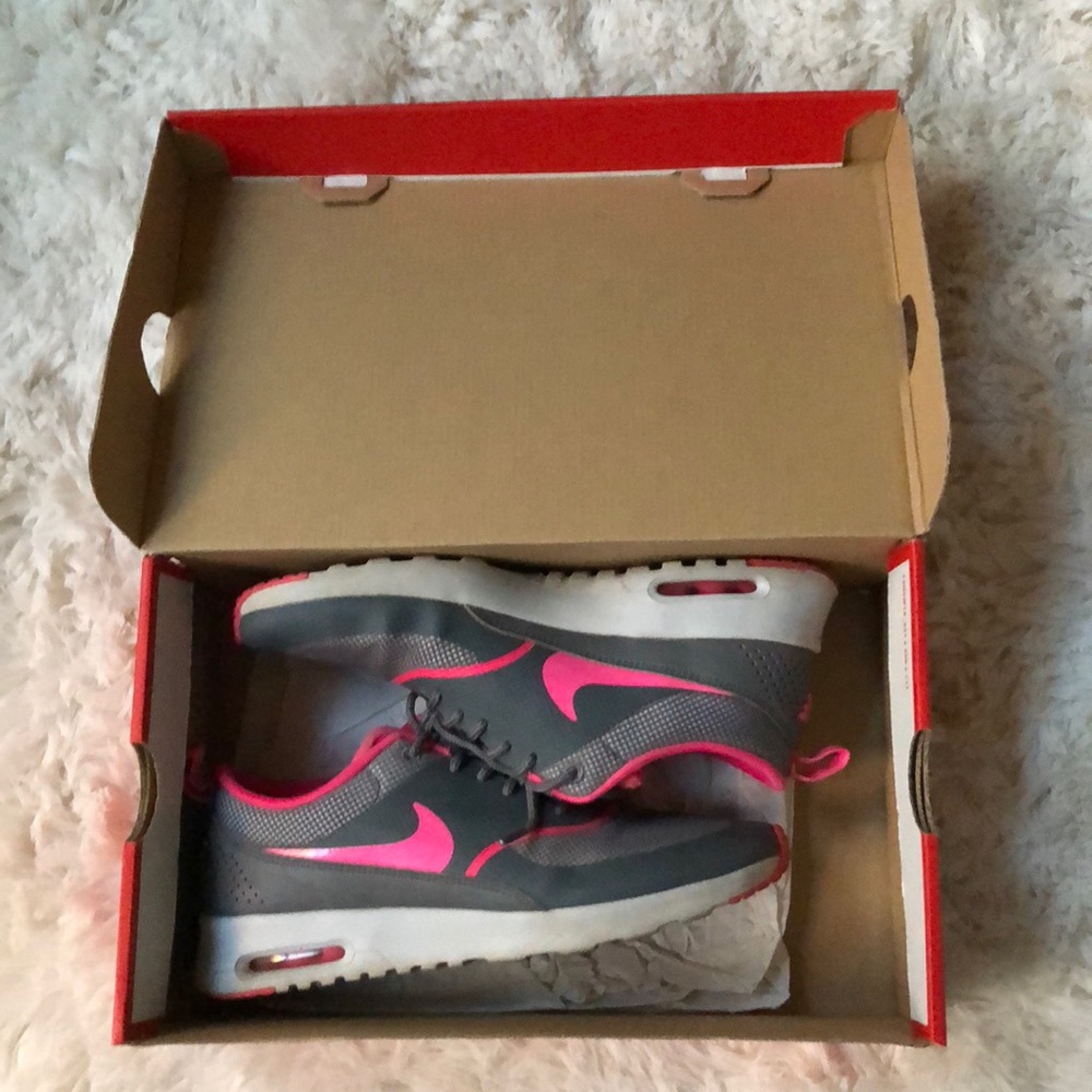 Women’s Nike Air Max Thea’s